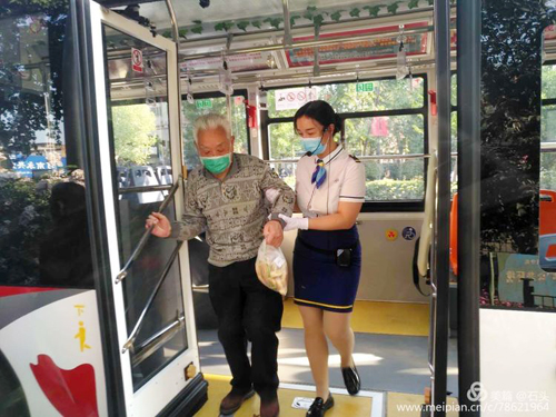 車靚，服務(wù)也靚01.jpg